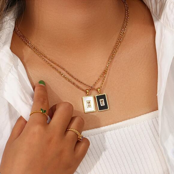 Black Vintage Rectangle Acrylic Zircon Pendant Necklace 18K Gold Plated - Picture 5 of 7